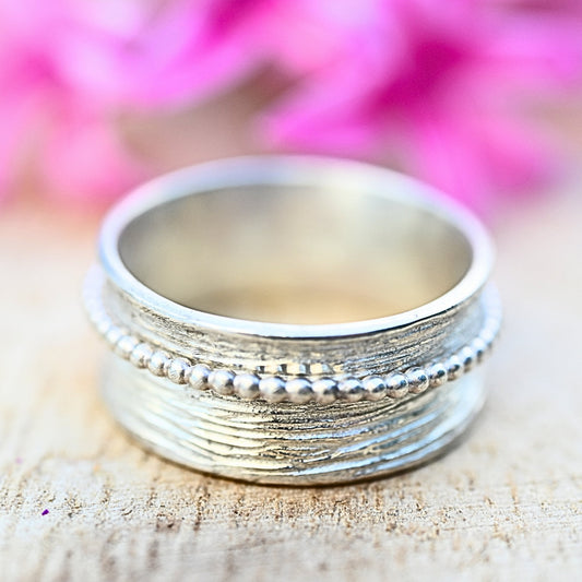 Geriffelter Silberring "Liel" mit drehbarem Element