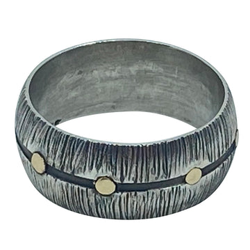 Geriffelter Bicolor Ring "Osnat" mit goldenen Punkten