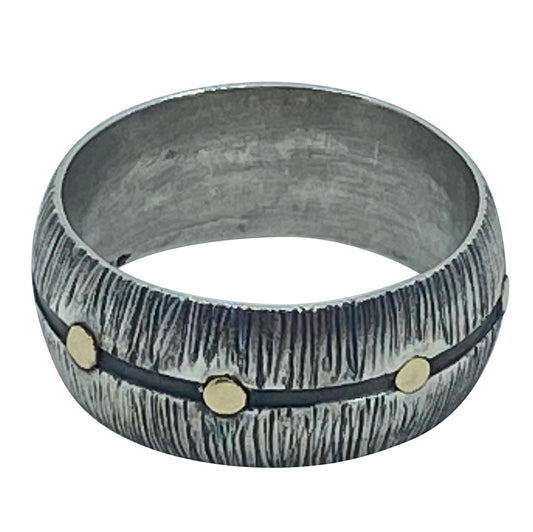 Geriffelter Bicolor Ring "Osnat" mit goldenen Punkten