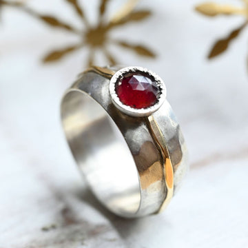 Granat Ring "Esther" mit Goldband