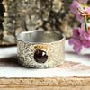 Damenring "Shachar" mit Granat in 333er Goldfassung