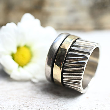 Breiter Bicolor Silberring "Nirit" mit drehbarem goldenen Außenring