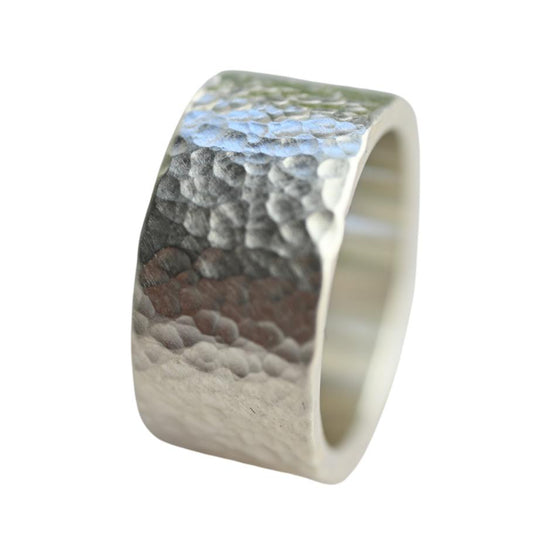 Massiver Ring "Hadas" aus Sterling Silber gehämmert